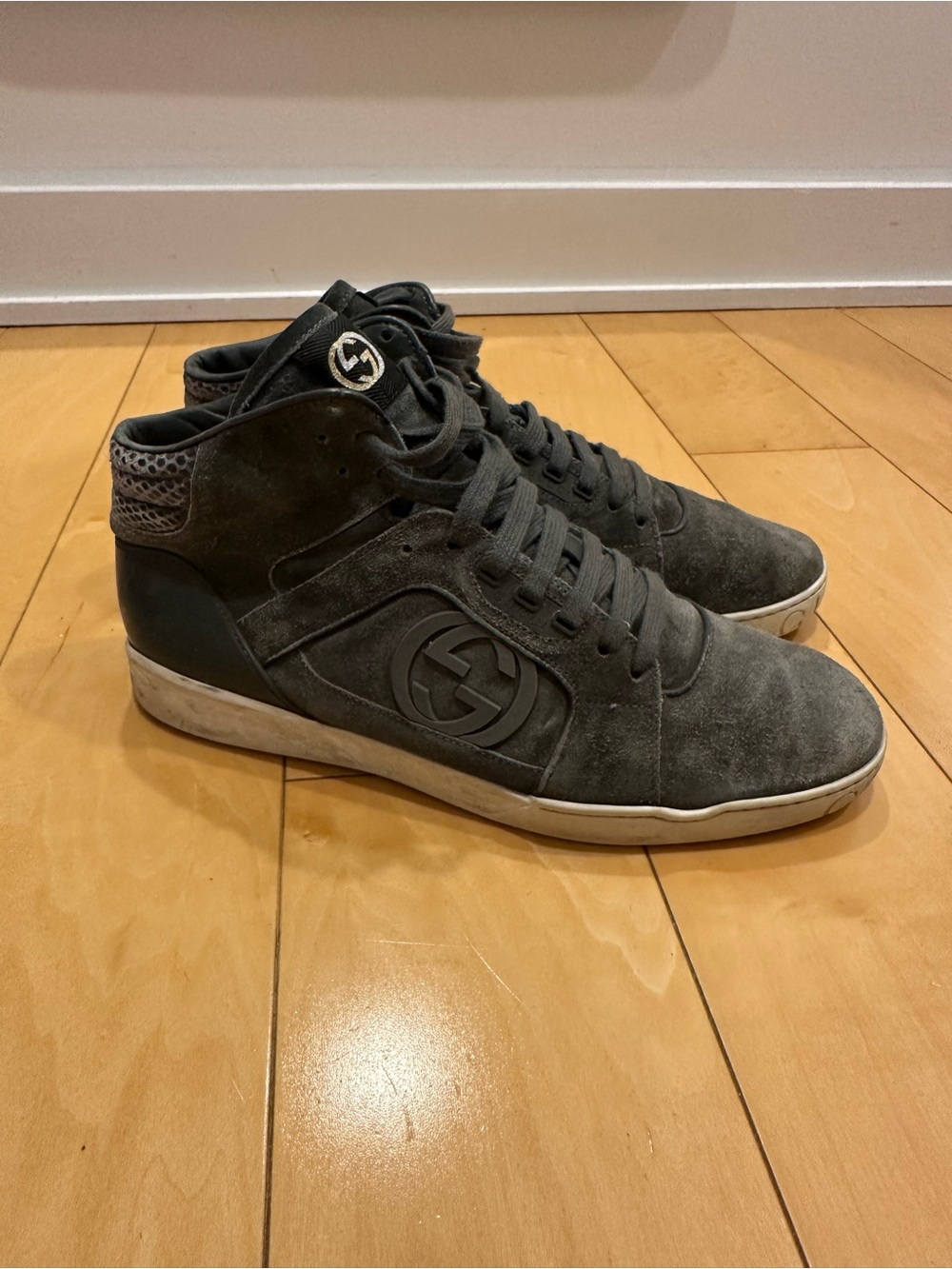 Gucci Vintage Men's Gray High-Top Suede Sneakers